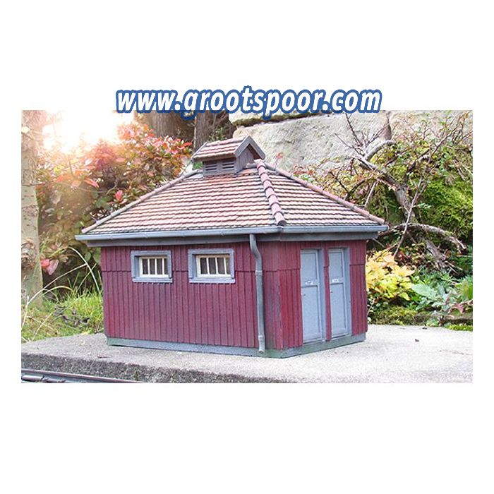 KOTSCH Bahnhof Seifersdorf Toilettenhäuschen