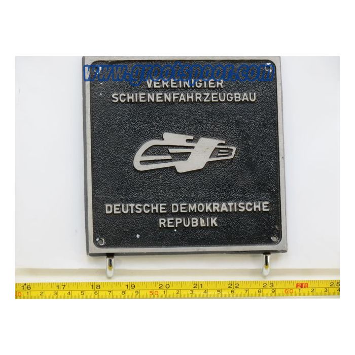 EisenbahnSchild Vereinigter Schienenfahrzeugbau Deutsche Demokratische Republik